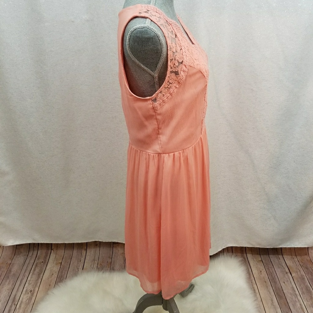 π3/$25 AGB Lace and Crochet A Line Dress - Picture 5 of 8
